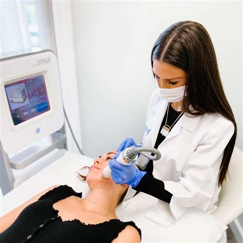 Botox jobs for nurses - If you’re interested in becoming an aesthetic nurse, it’s essential to choose the right program to help you achieve your career goals. With so many programs available, it can be ov...
